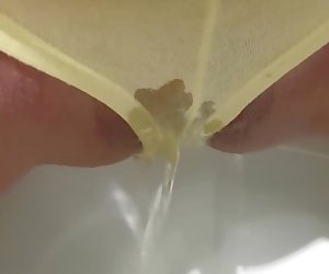 Such a DeLICIOUS pee Stream